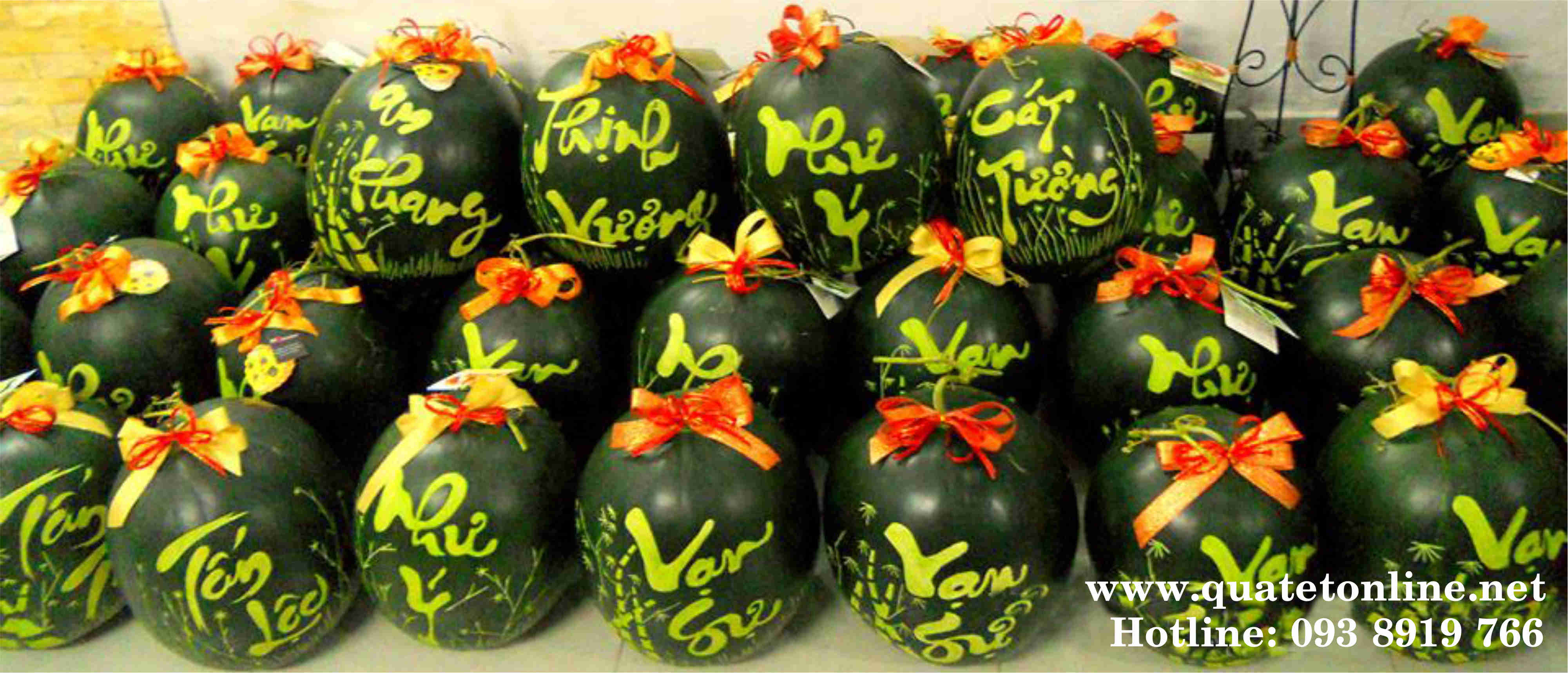 Món quà tết ý nghĩa cho tết 2014 với dưa hấu thư pháp