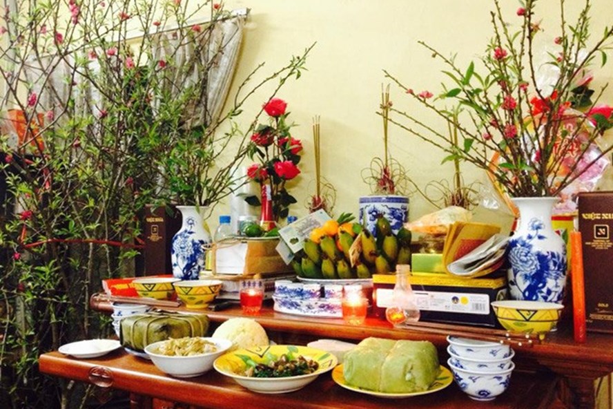 Trang trí bàn thờ gia tiên chào tết Kỷ hợi 2019