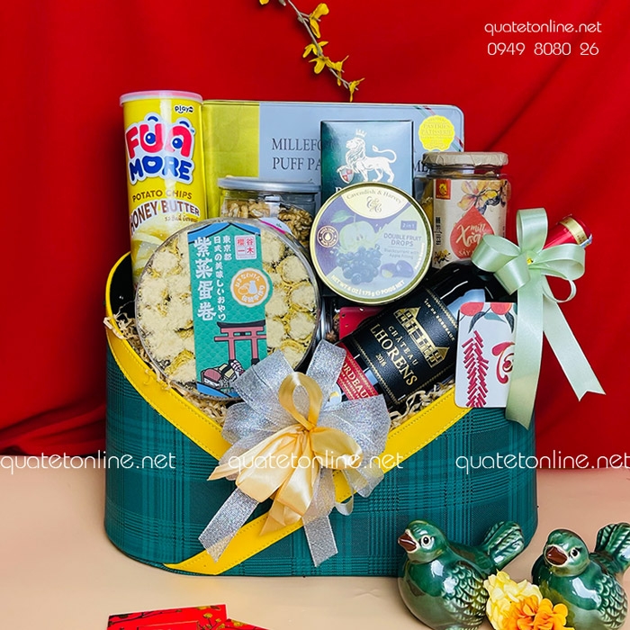 Vì sao nên lựa chọn quà Tết ngoại nhập?