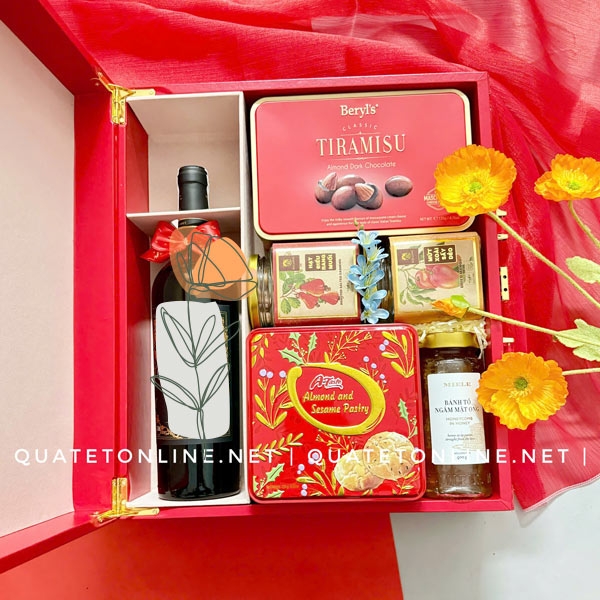 HỘP QUÀ TẾT DA PREMIUM 2025 HD1385